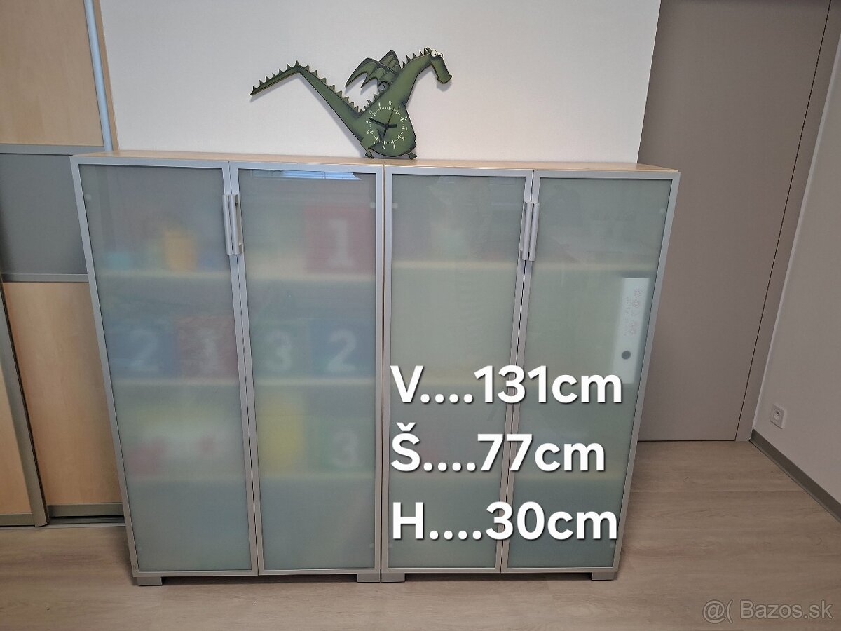 skriňa, knižnica, komoda a závesná skrinka - 2