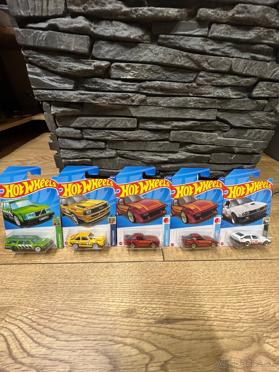 Hot wheels modely - 2