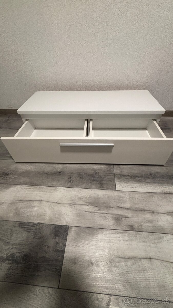 Biela moderna skrinka - 2