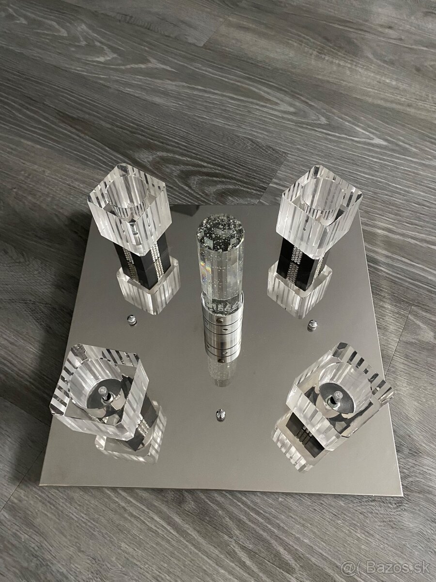 Štvorcové svetlo - 2