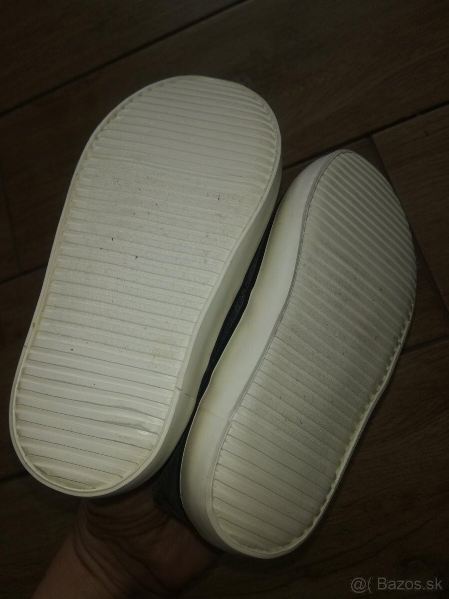 Šedé mokasínky velkost 22 - 2