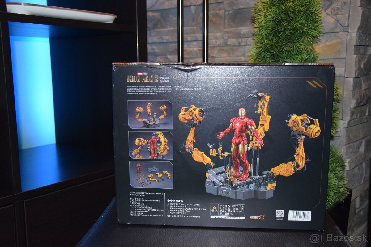 Iron Man Figurka LED - 2