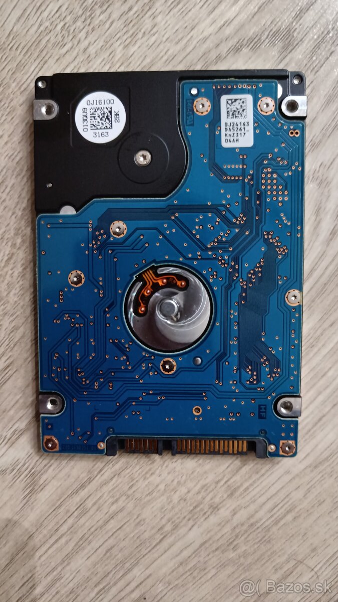 SATA HDD HGST 320GB - 2,5" - 2
