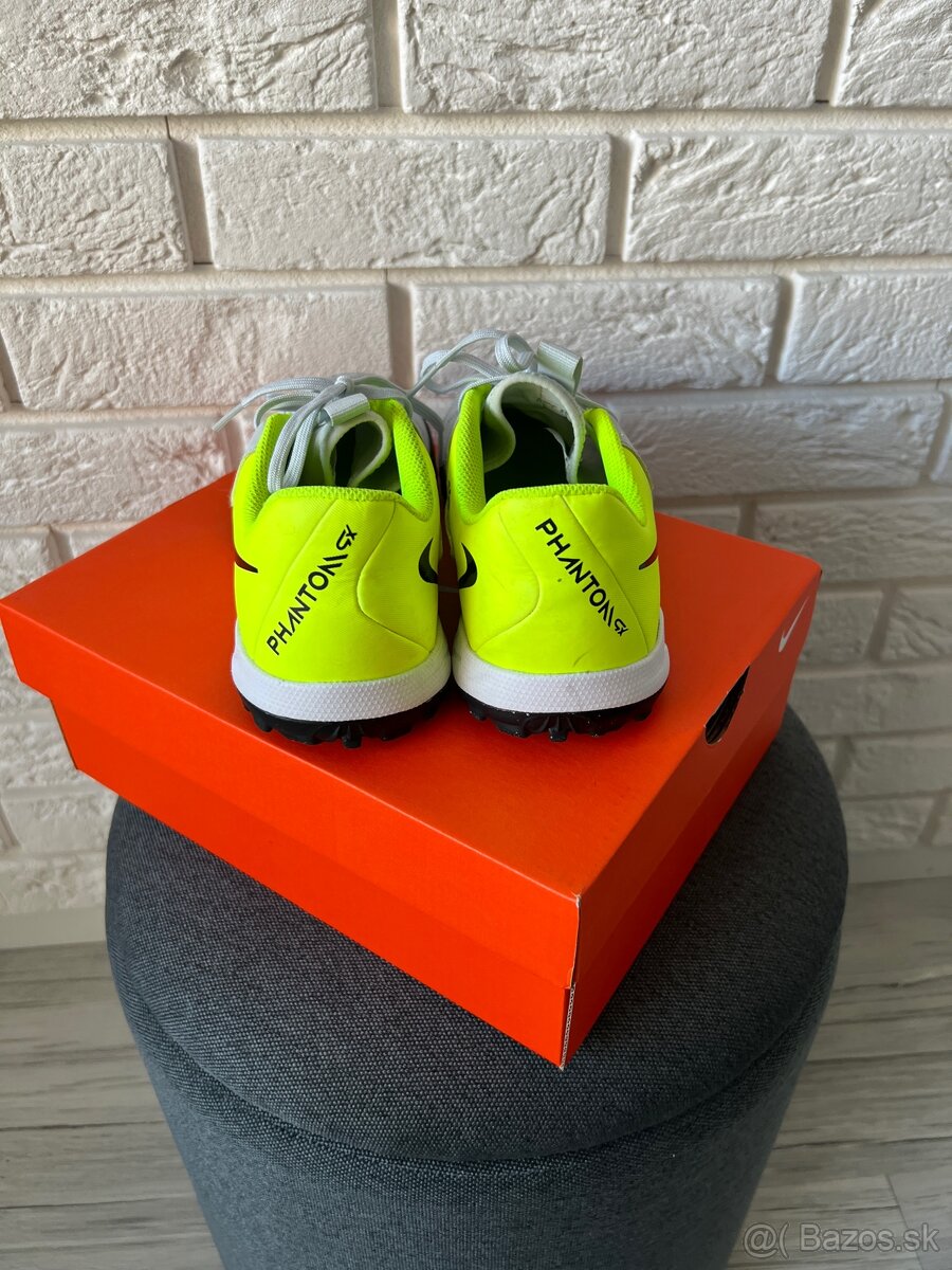 Nike Phantom GX 2 Academy TF, detské tenisky, veľkosť 37,5 - 2