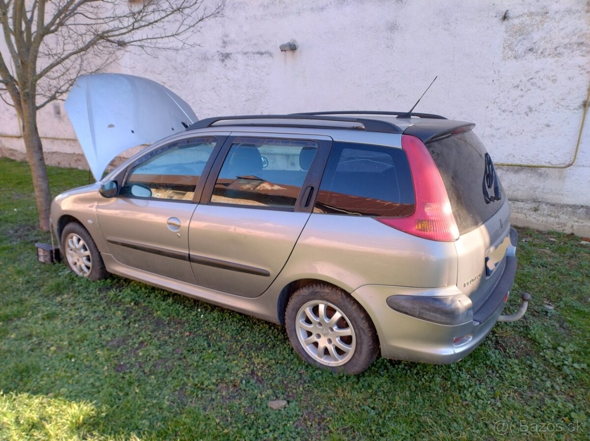 Peugeot 206 SW r.v. 2003, BA+LPG - 2