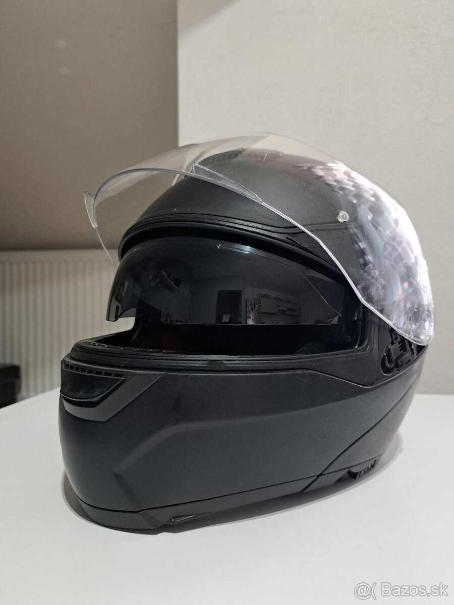 Vyklápacia prilba - 2