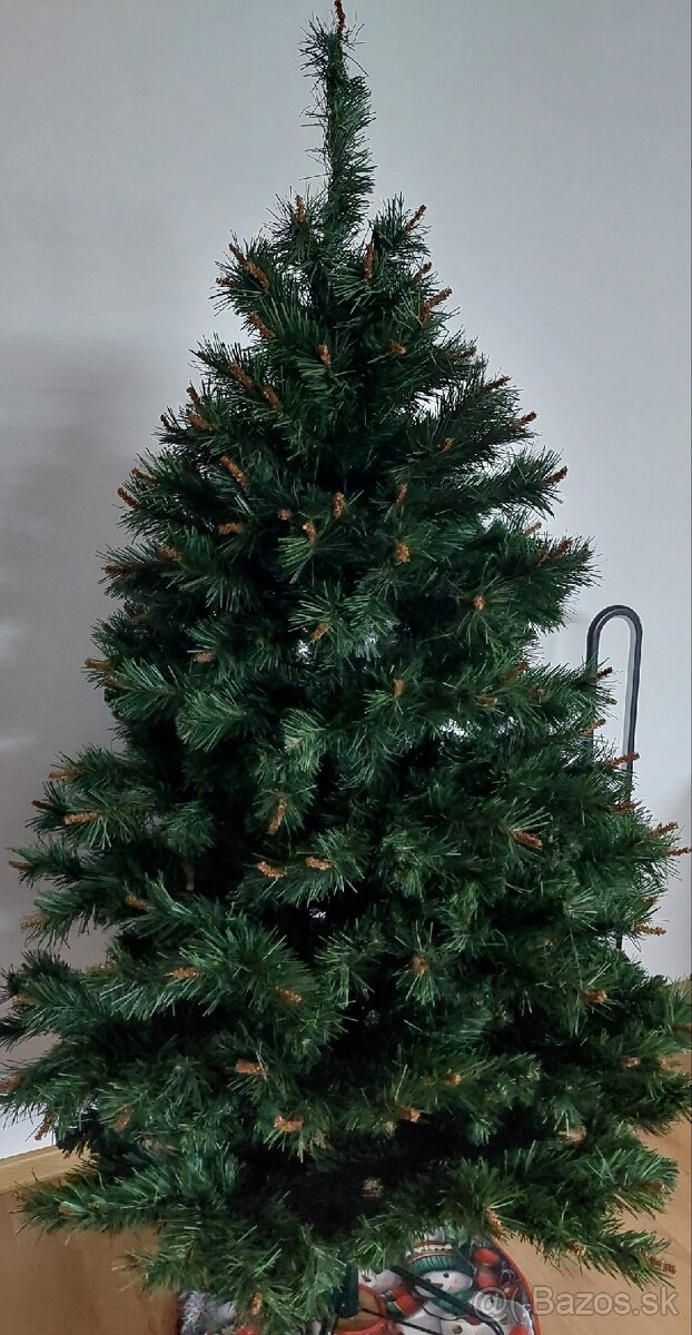 Predám umelý vianočný stromček - 2