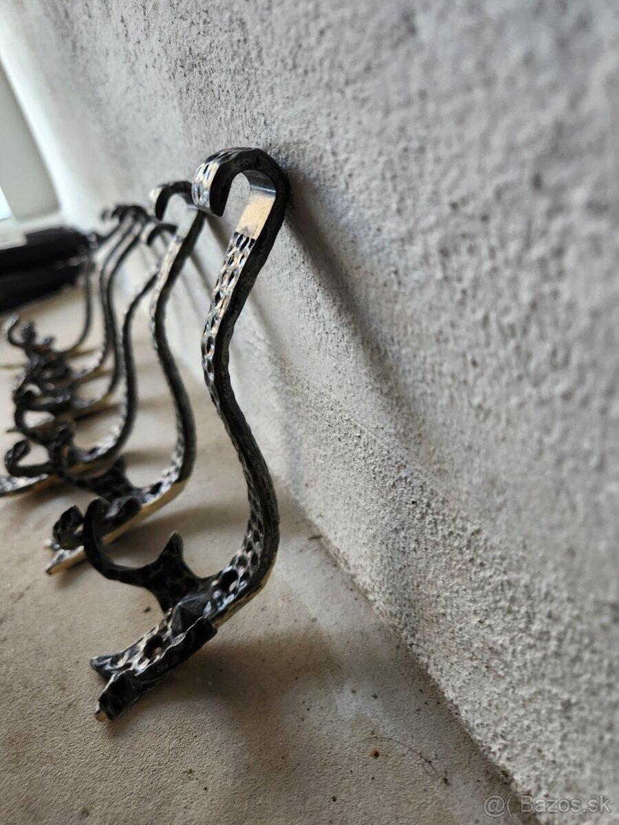 Rustikalny vešiak - 2