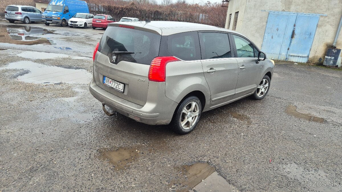 Peugeot 5008 - 2