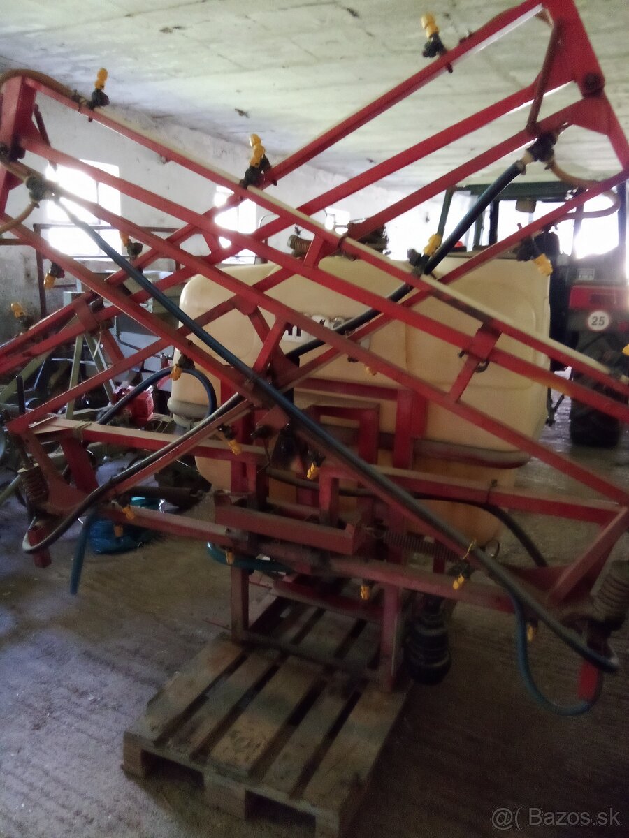 Postrekovač 600L - 2