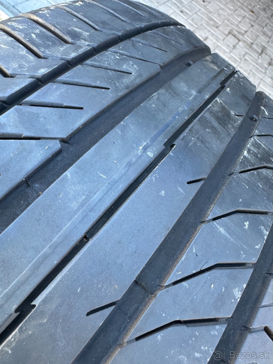 275/45R18 Continental - 2