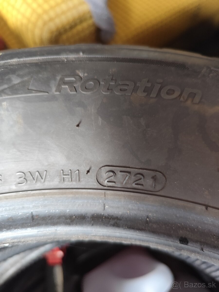 225/60r 17 - 2