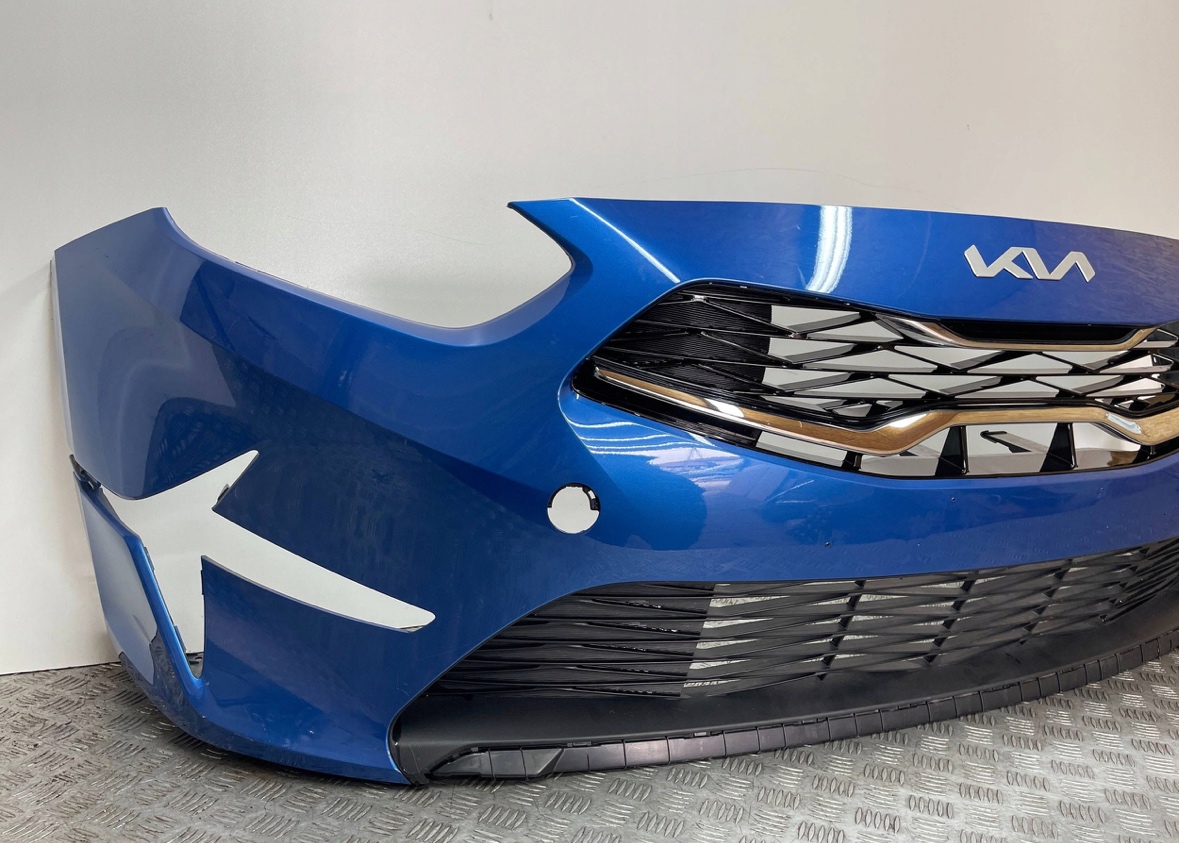 Kia ceed III 3 lift 2021- predný nárazník - 2