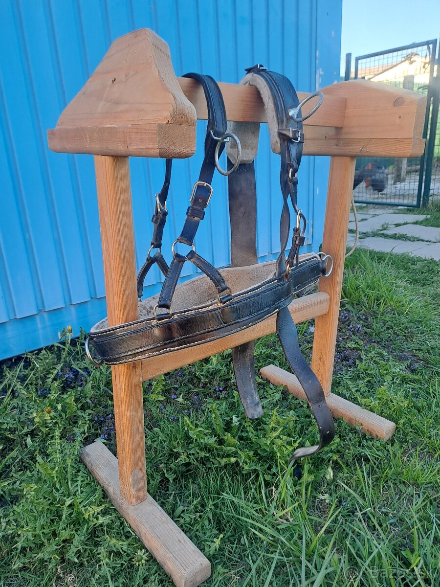 Predám poprsný postroj - 2