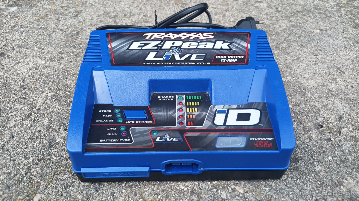 TRAXXAS EZ-Peak LIVE s Bluetooth, nabijacka, Predam. - 2