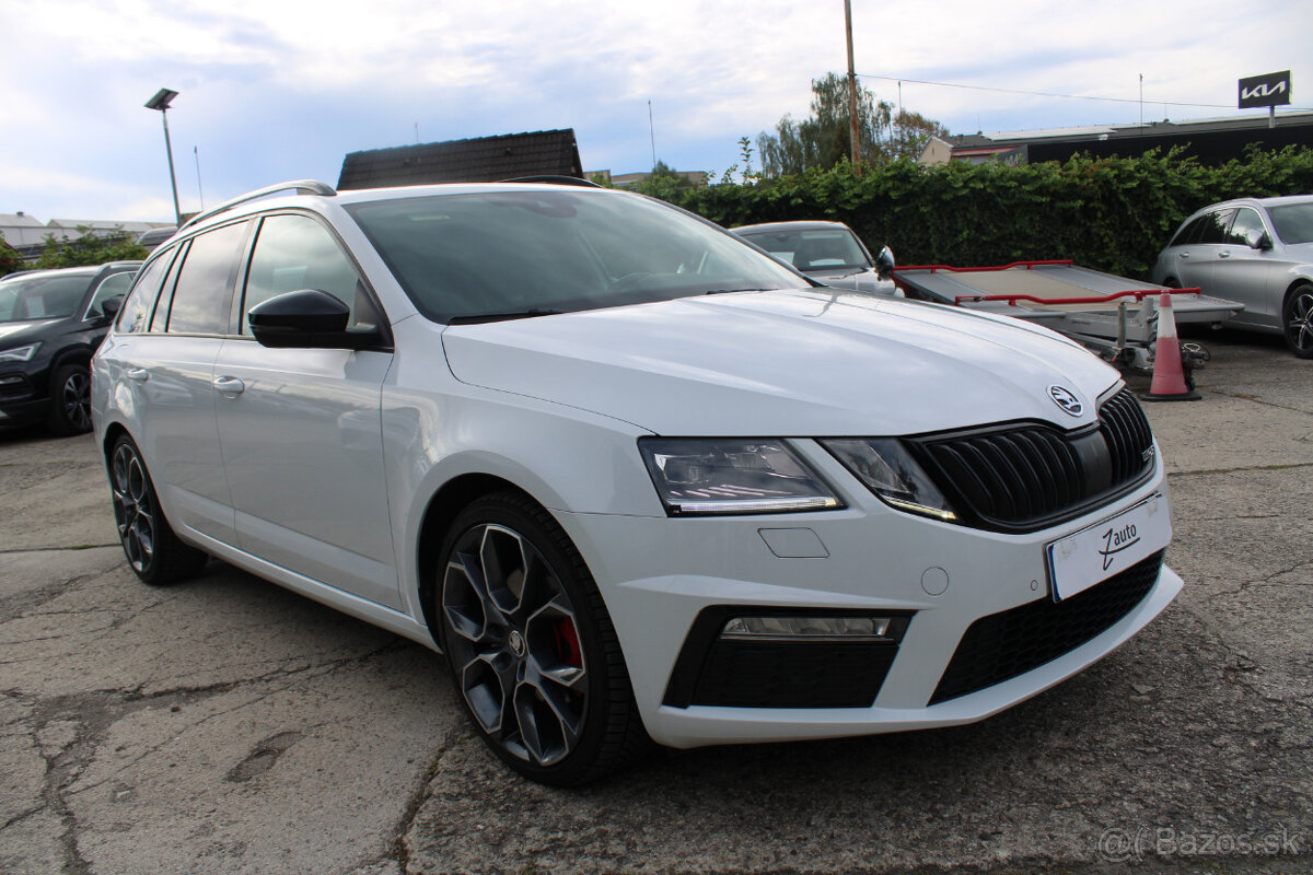 Škoda Octavia Combi 2.0 TDI RS - 2