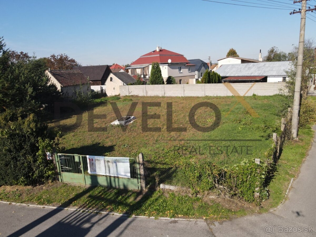 Na predaj slnečný stavebný pozemok v obci Borský Mikuláš - 2