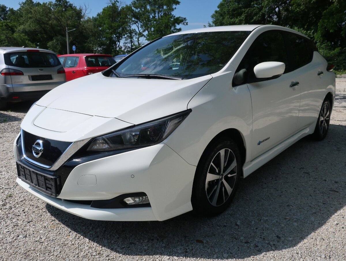 Nissan Leaf r.2019 90kW, odpočet DPH, cena len 11.999€ + DPH - 2