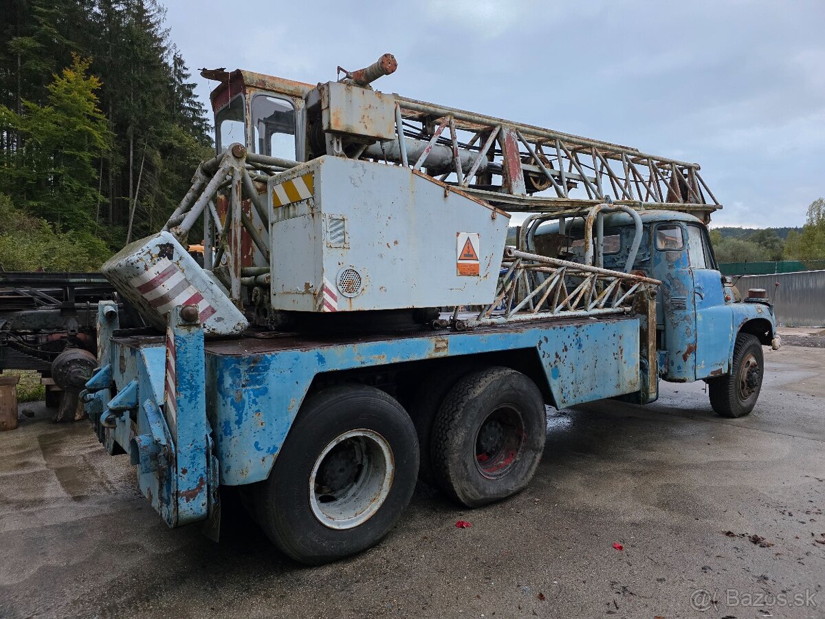 Tatra 148 žeriav ad 070 - 2