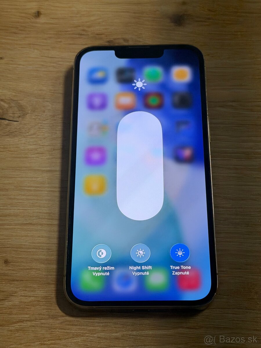 Predám Apple IPhone 13 PRO 256GB Gold Bežné Známky - 2