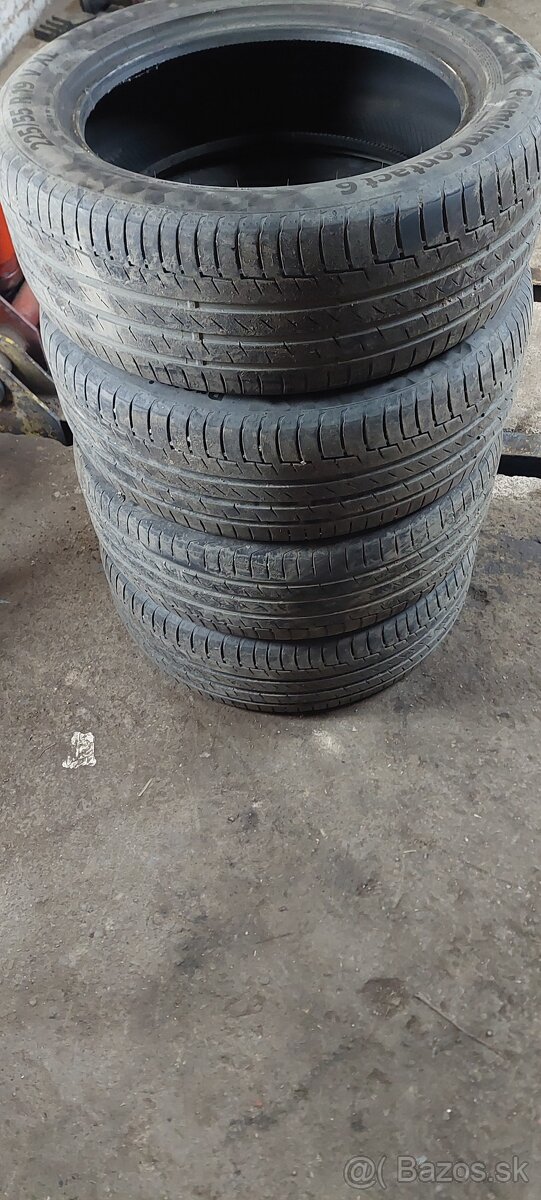 225/55r19 continental - 2