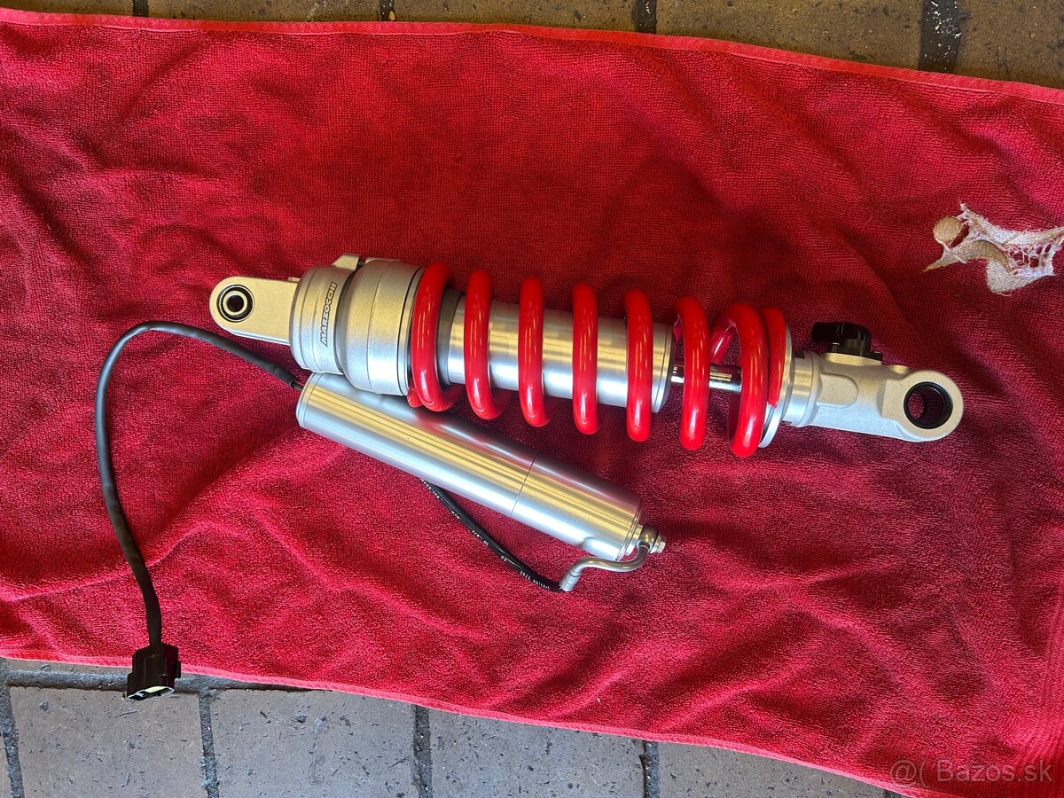 Zadný tlmič - 2