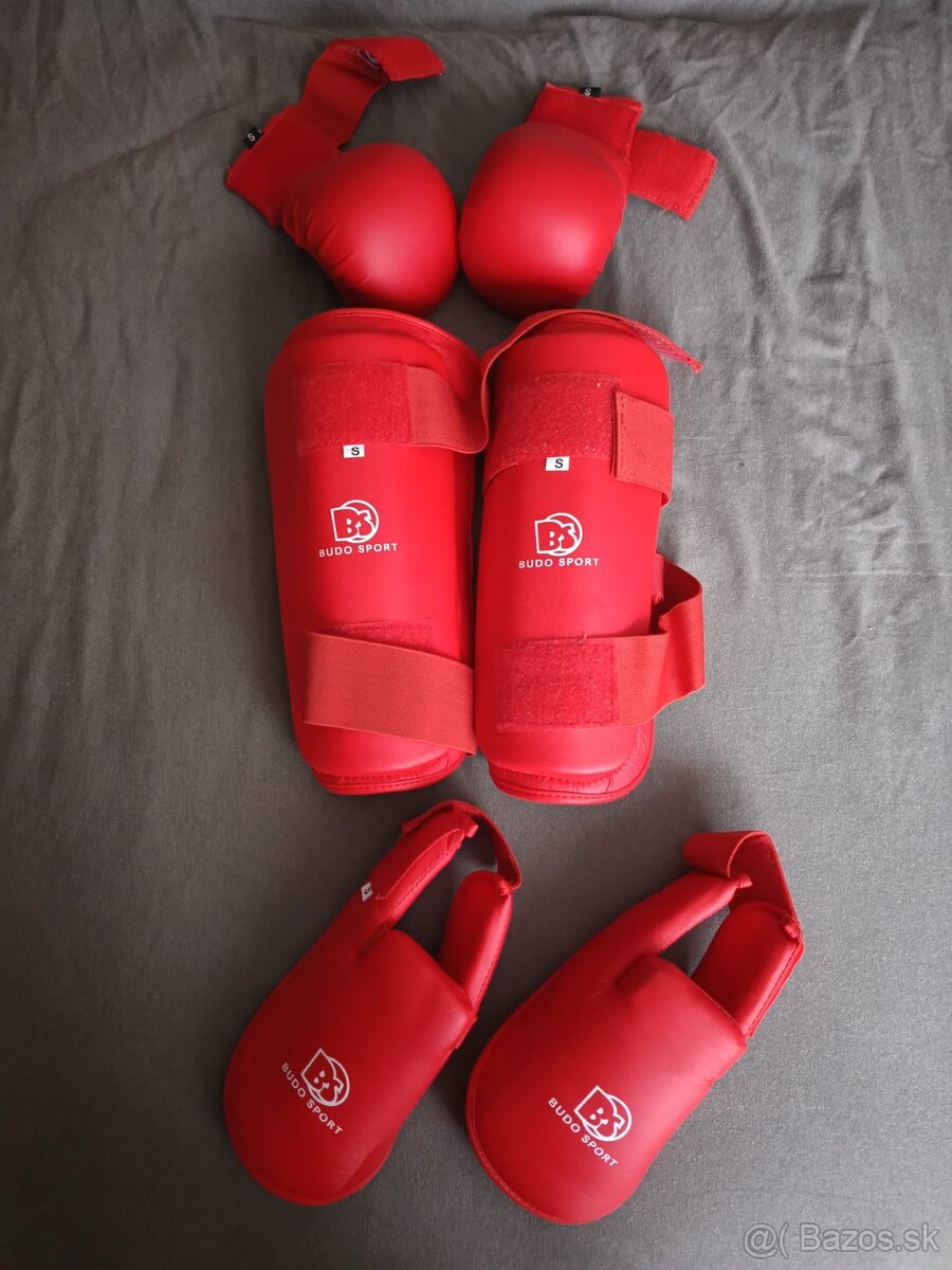 Predám detské chrániče na karate plus kimono - 2