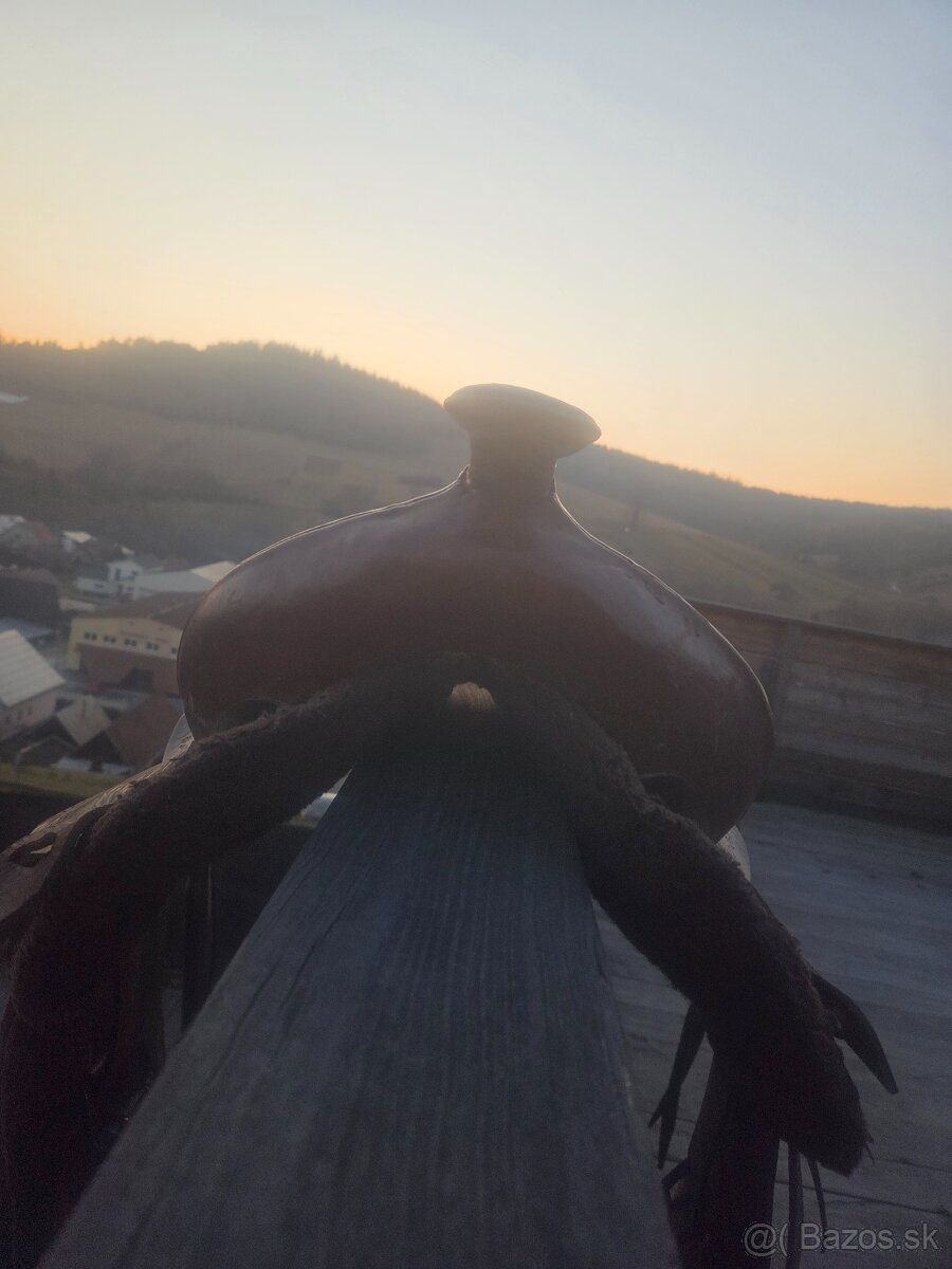 Westernové sedlo - 2