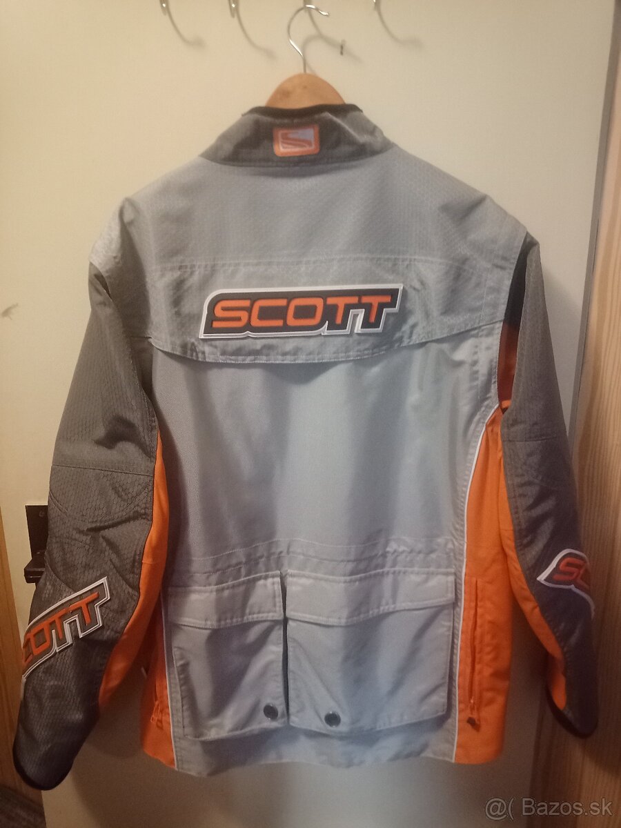 bunda scott - 2