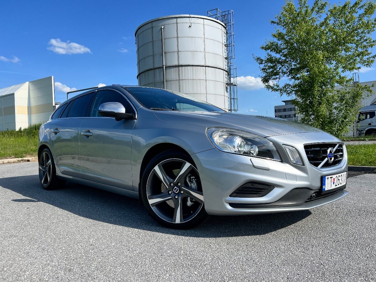 Volvo V60 D5 AWD - 2
