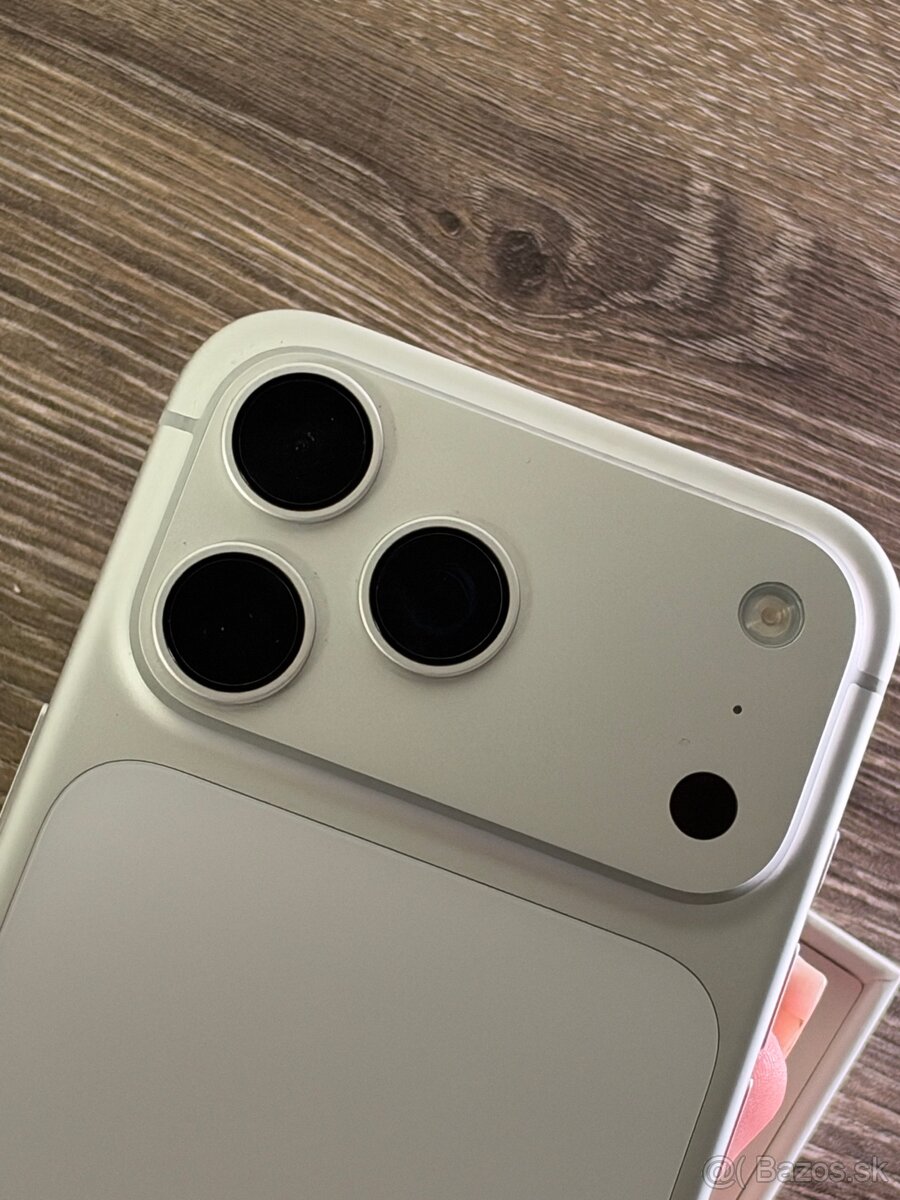 iPhone 17 Pro Max 256 GB - 2
