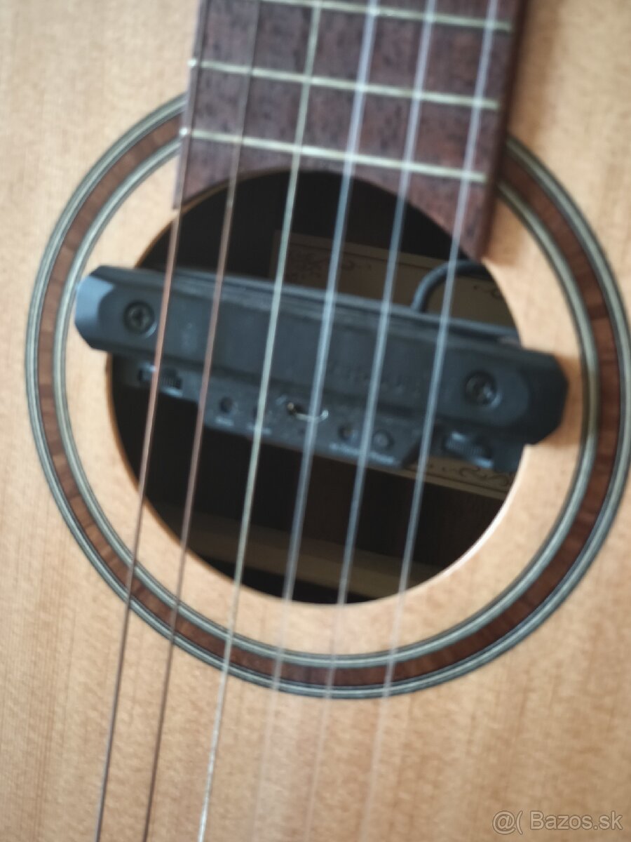 Gitara, classical. Cort. - 2