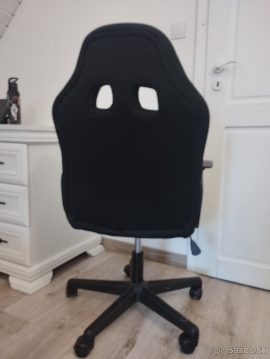 Herná stolička / kreslo - 2