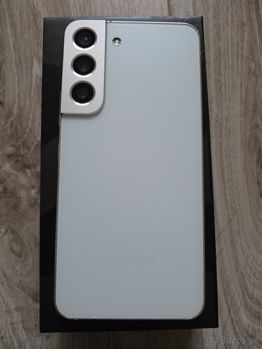 Samsung Galaxy S22 128GB - 2