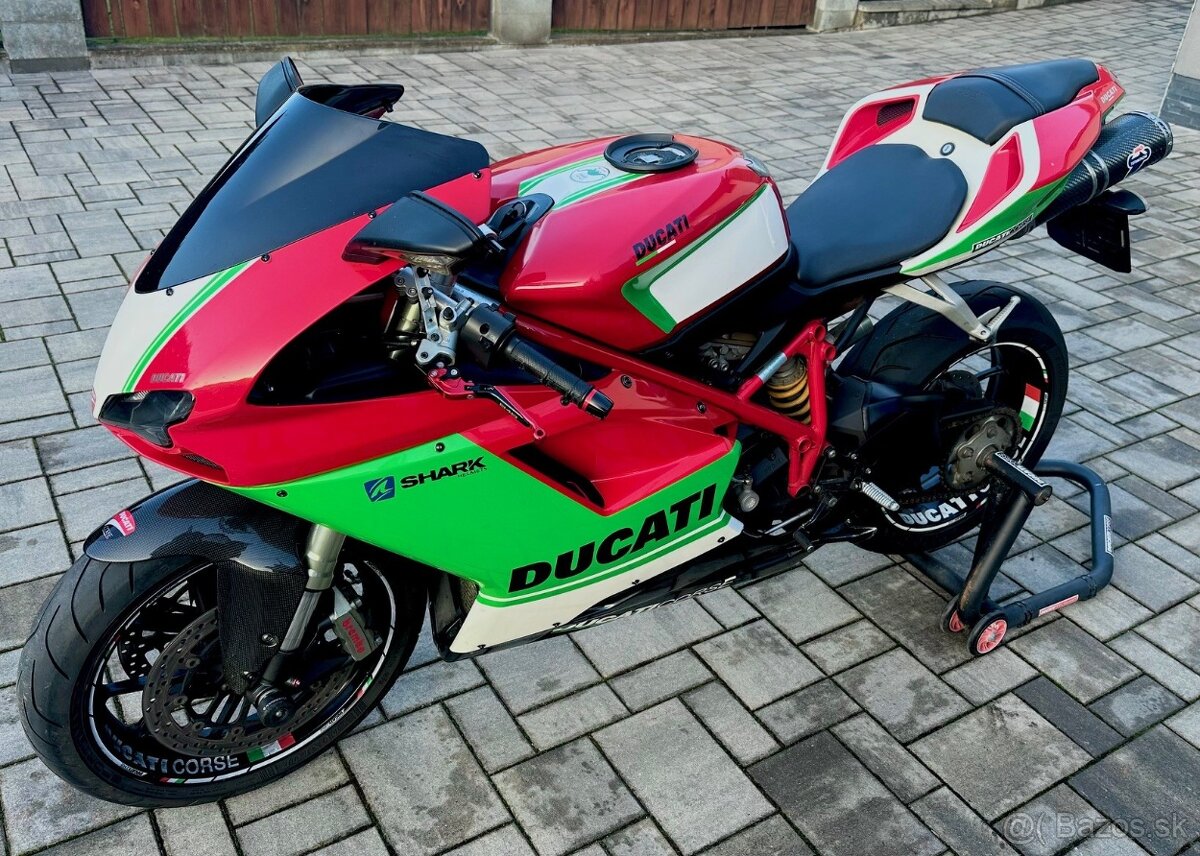 Ducati 848 - 2