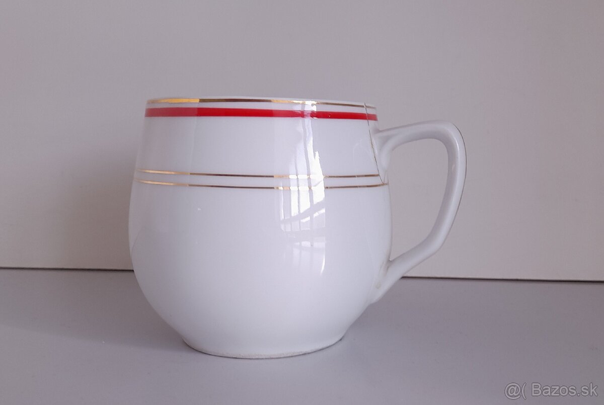 Šálky, taniere po babičke - 2