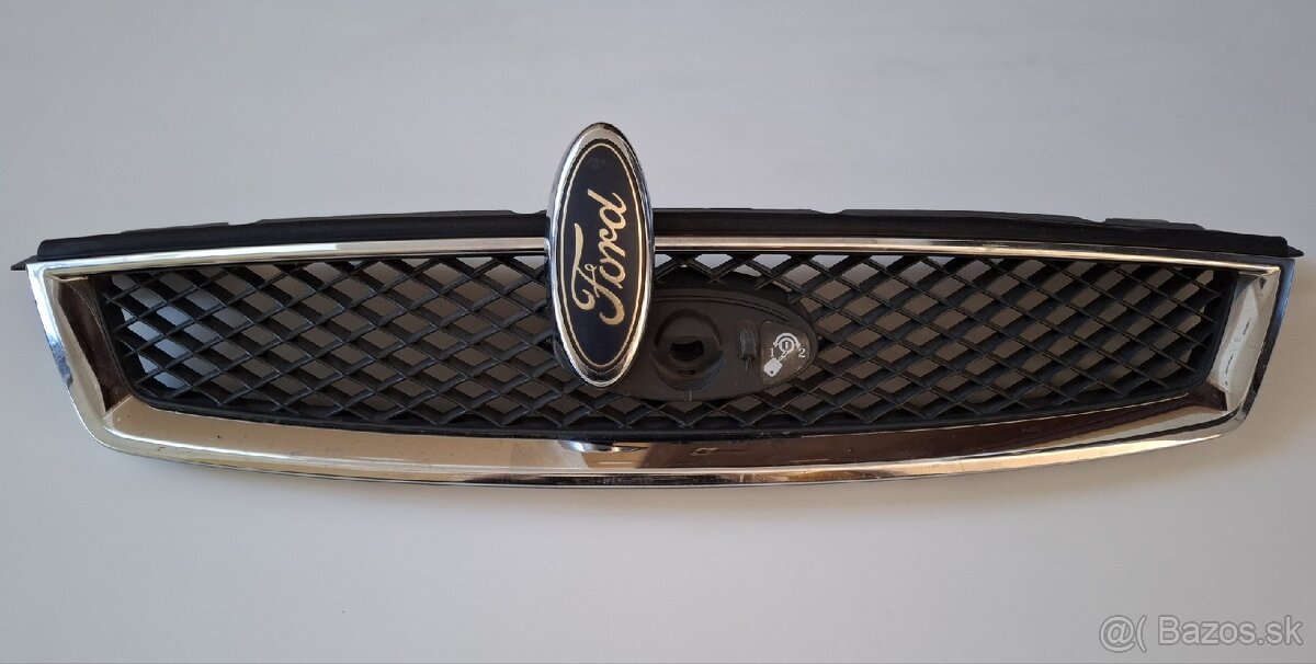 Ford focus mk II predná maska - 2