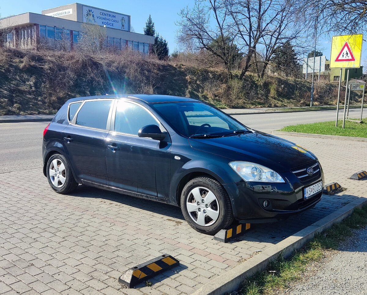 Predám Kia Ceed 1.6 benzín / LPG - 2