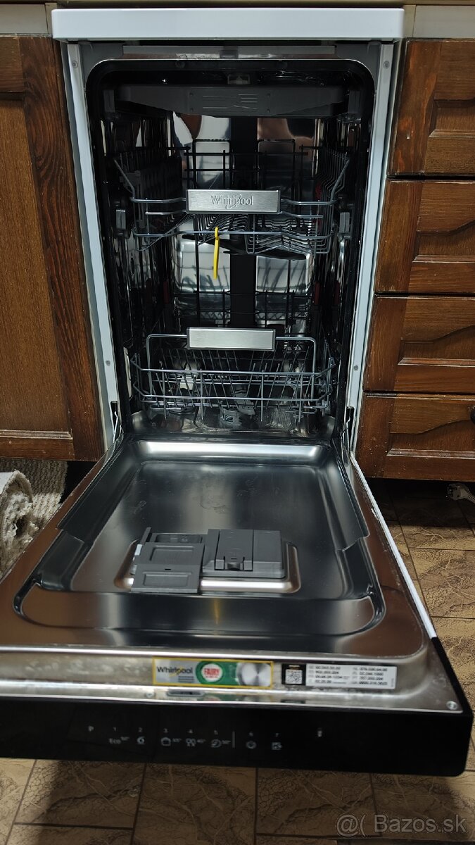 Predám umývačku riadu Whirlpool 45cm - 2