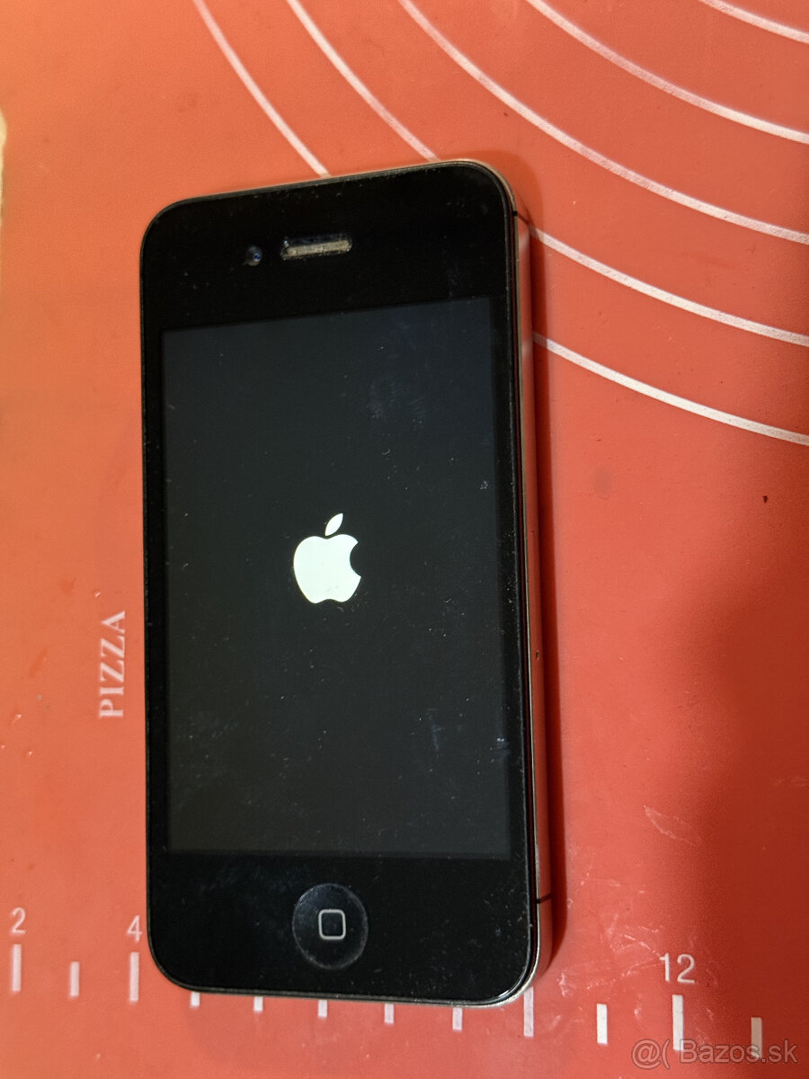 Apple iPhone 4S čierny - funkčný - 2