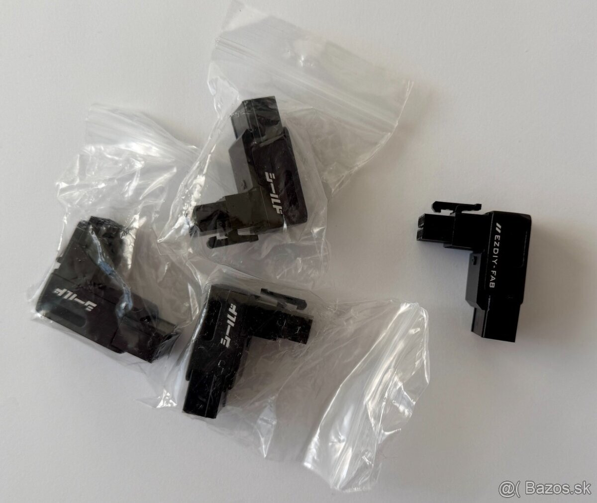 Predám EZDIY-FAB 8-Pin PCIe GPU Power 90°Adapter - 2