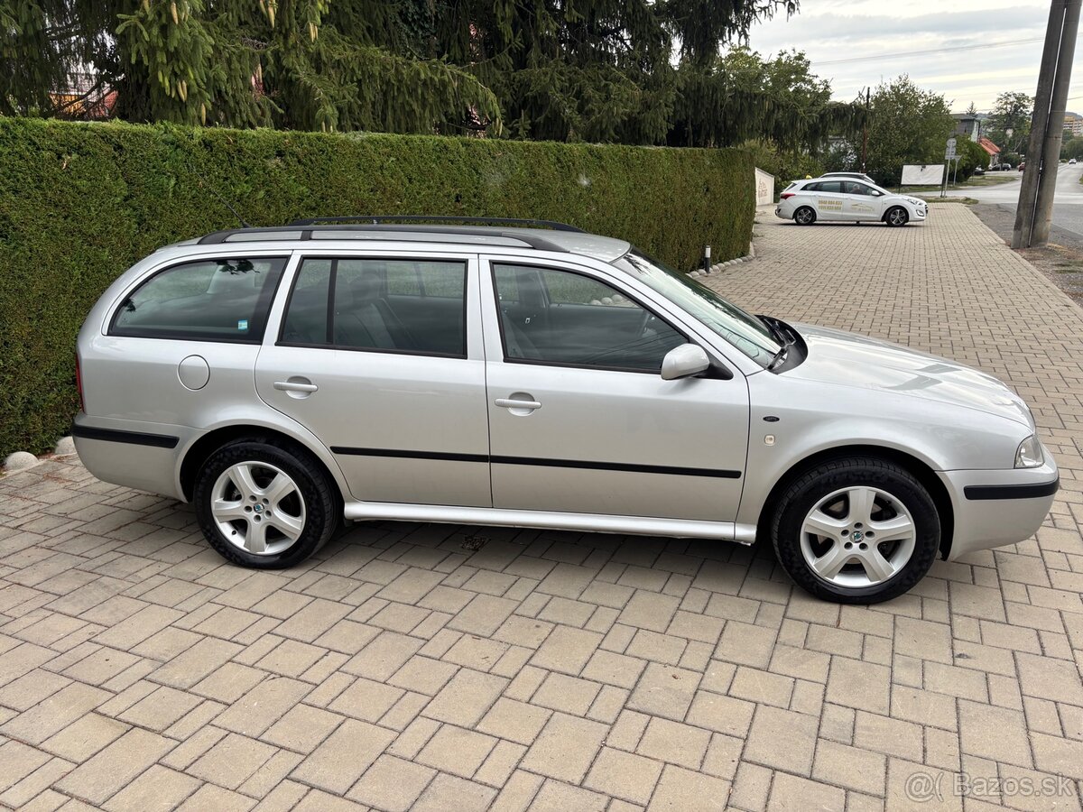 ŠKODA OCTAVIA 1.8 BENZÍN 4x4 ELEGANCE 2003 - 2