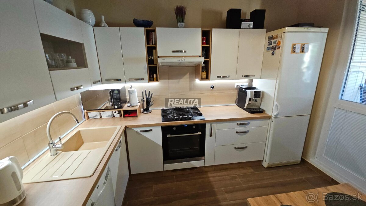 ÚTULNÝ 3-IZBOVÝ BYT, 79m2, LÓGIA - 2