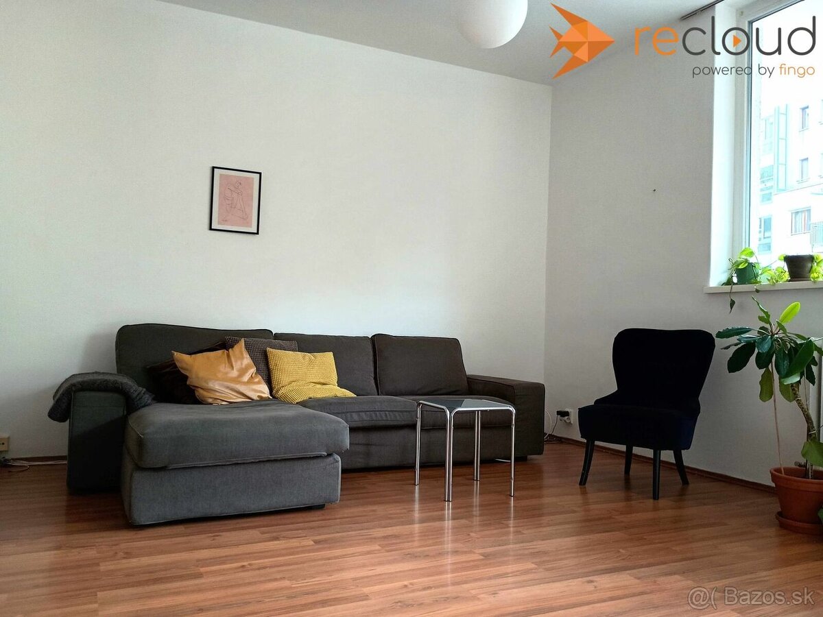 Prenájom 4-i. bytu v centre, s terasou, možnosť parkovať vo - 2