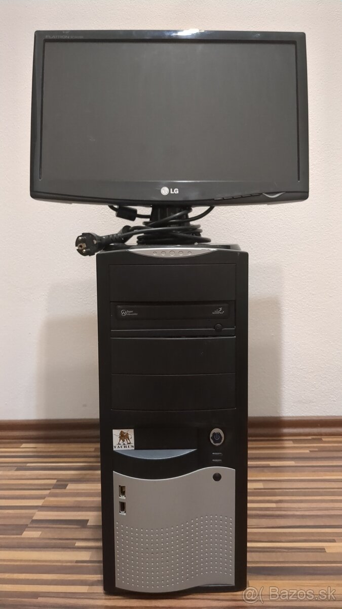 Top PC | Windows 10 | Ram 8gb |SSD 240gb | WIFI 6 + monitor - 2