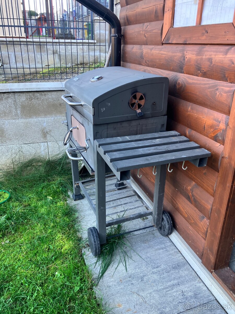 Predám gril na uhlie - 2