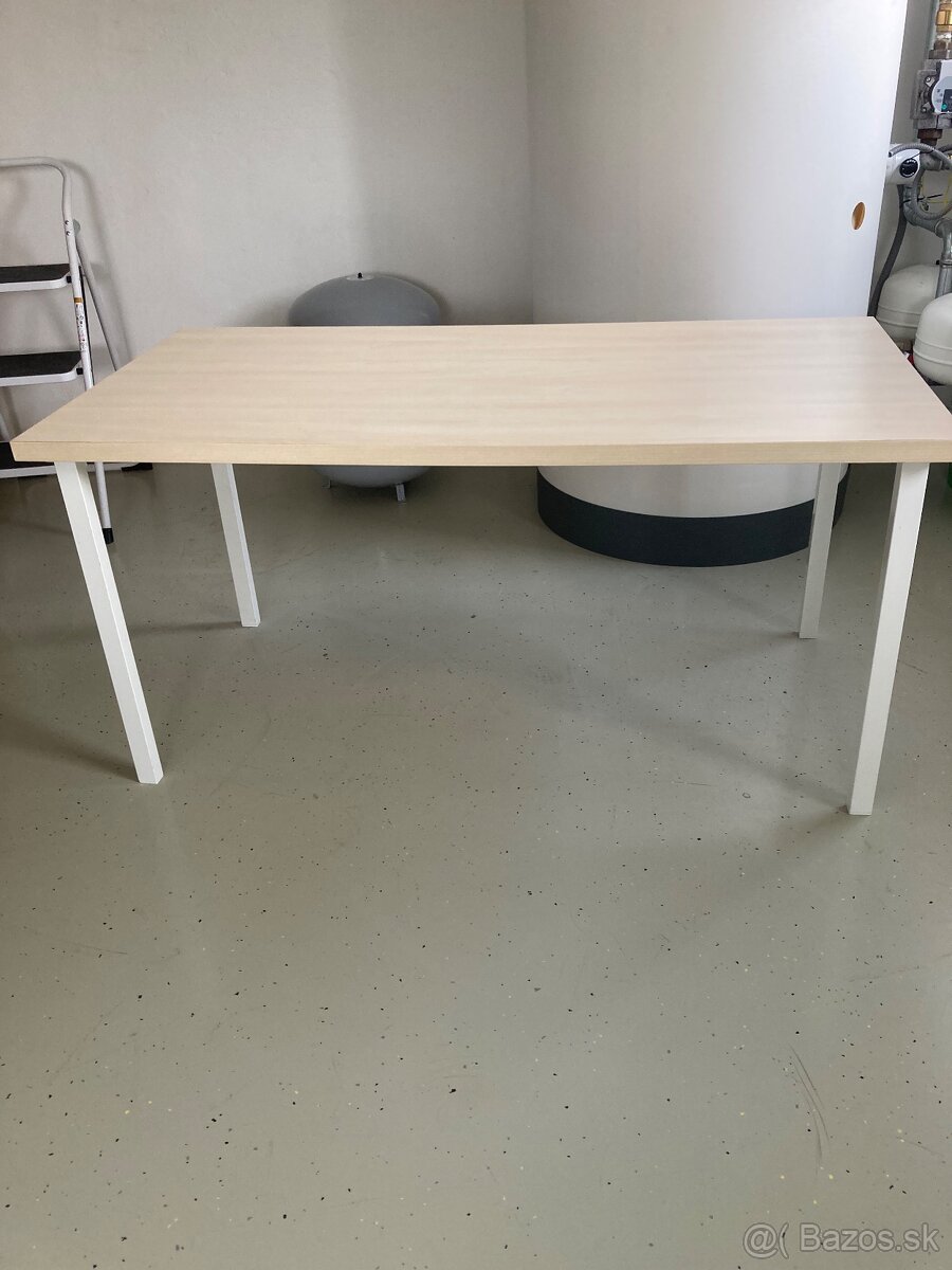 Kancelársky stolík - 2