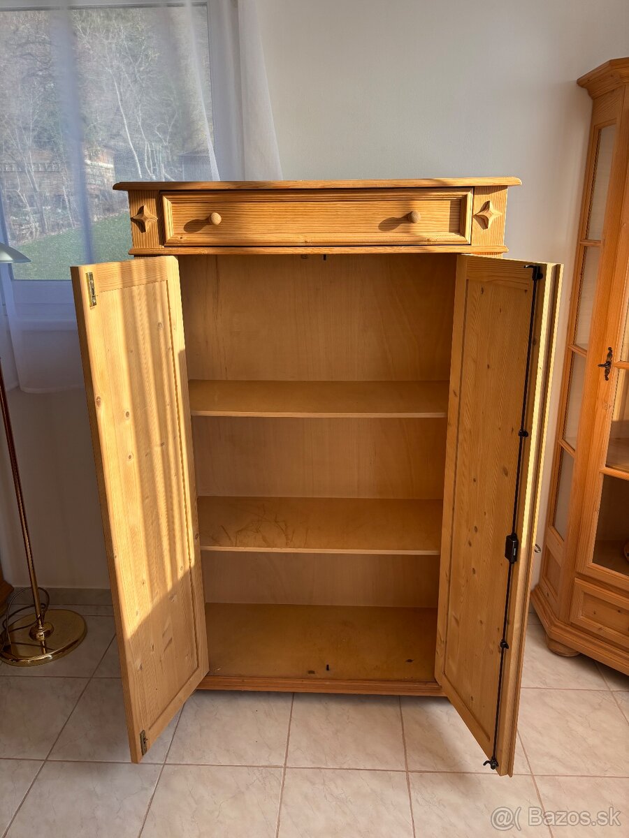 Skriňa č. 3 - súprava 5 skríň - 2