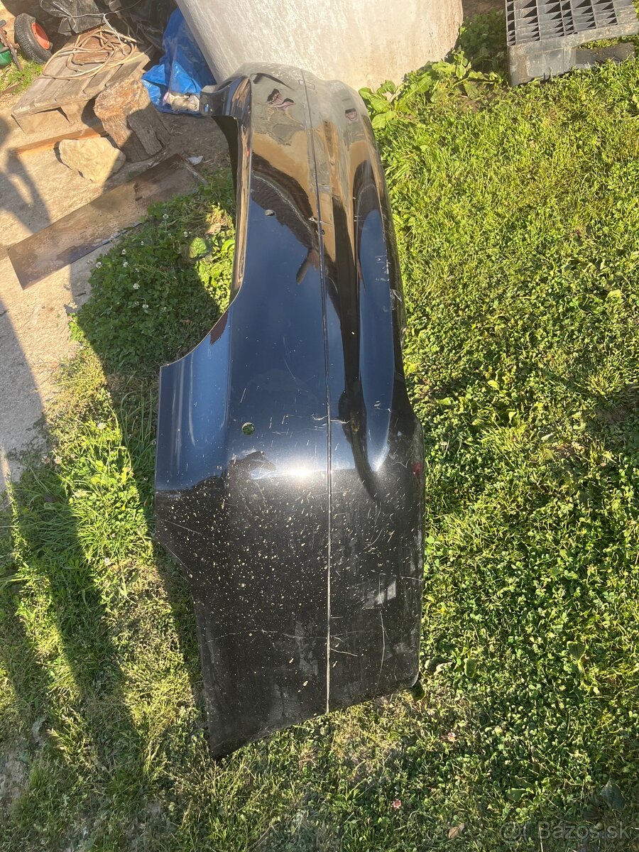 Zadný nárazník na BMW e90 - 2