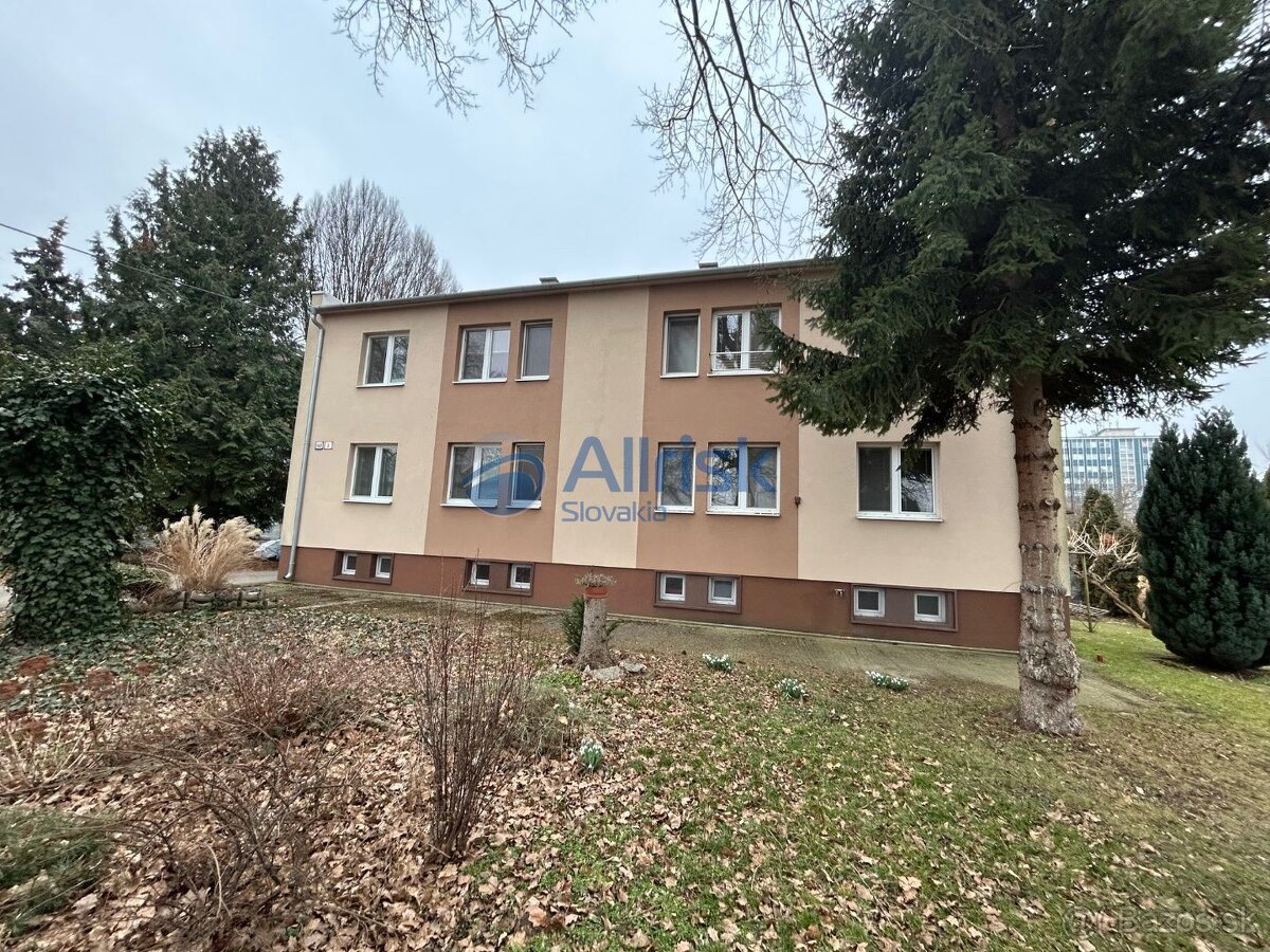 REZERVOVANÝ 3-izbový byt v tehlovej zateplenej bytovke so - 2